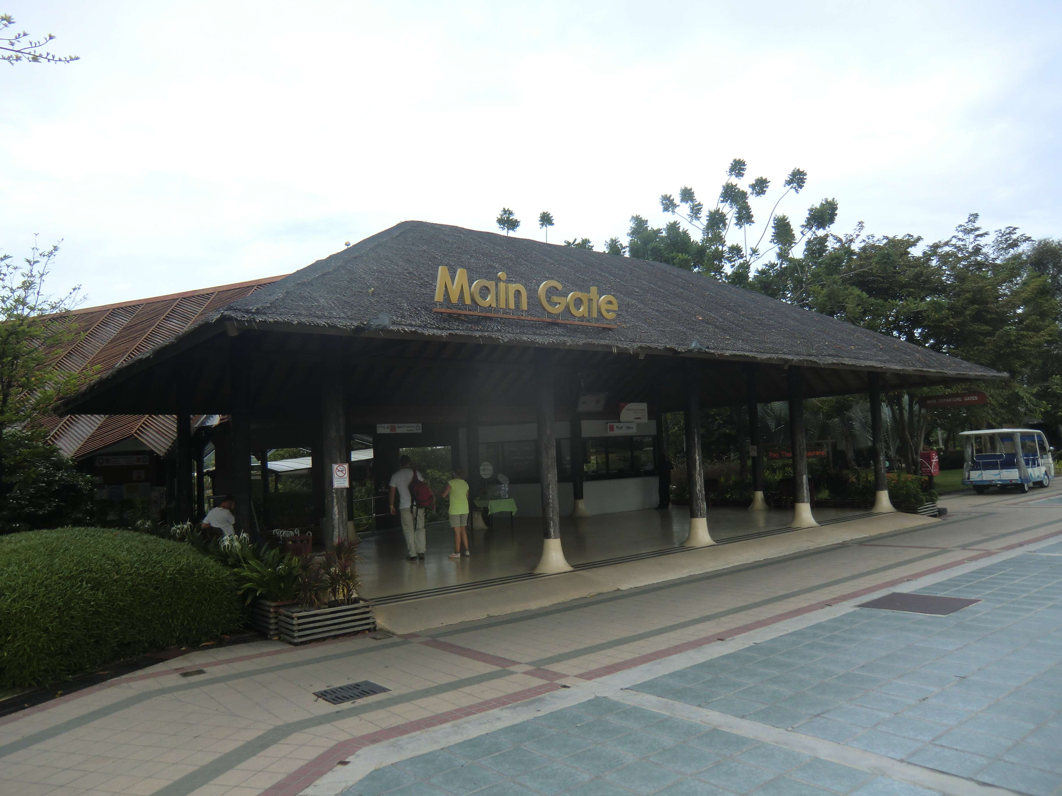 Abflughalle auf Koh Samui 